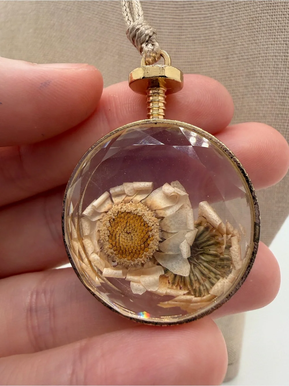 Vintage resin flower corded necklace